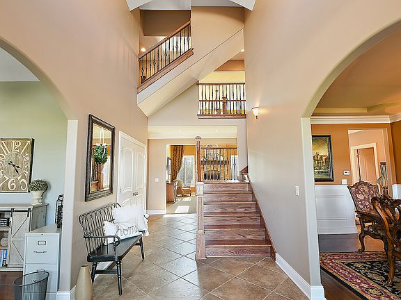 5th image of 14315 Cecelia Ct