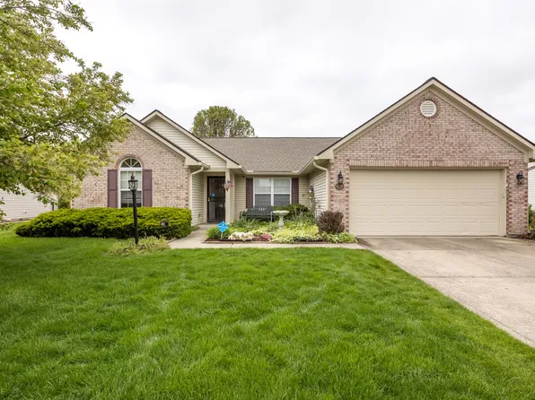 9631 Piper Lake Dr, Indianapolis, IN 46239