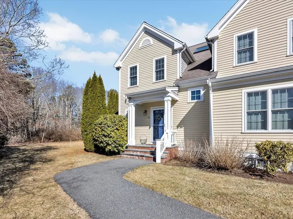 348 Old Barnstable Rd #6D, East Falmouth, MA 02536