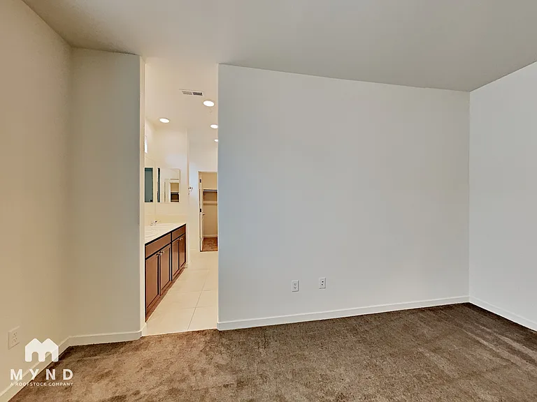 4873 Black Falcon Way — Photo 15