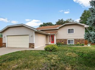 7501 83rd Ave N, Brooklyn Park, MN 55445