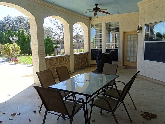 Back pool patio area