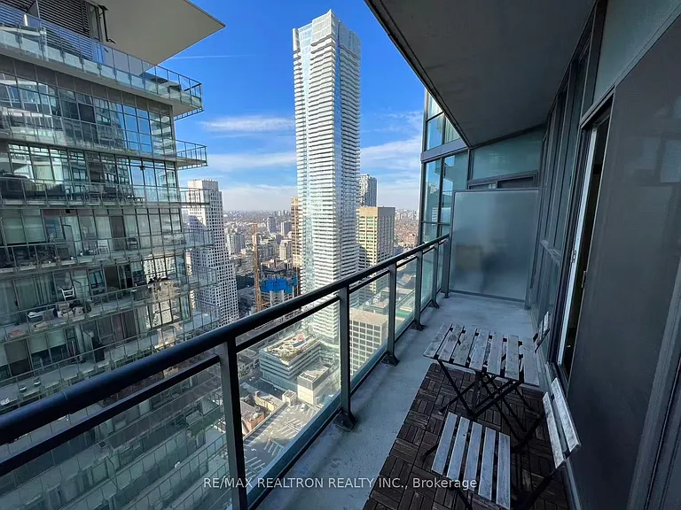45 Charles St E #5105 — Photo 13