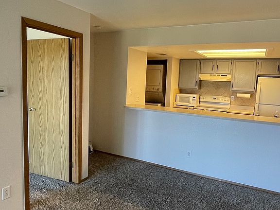 3rd image of 9666 Brentwood Way APT 204