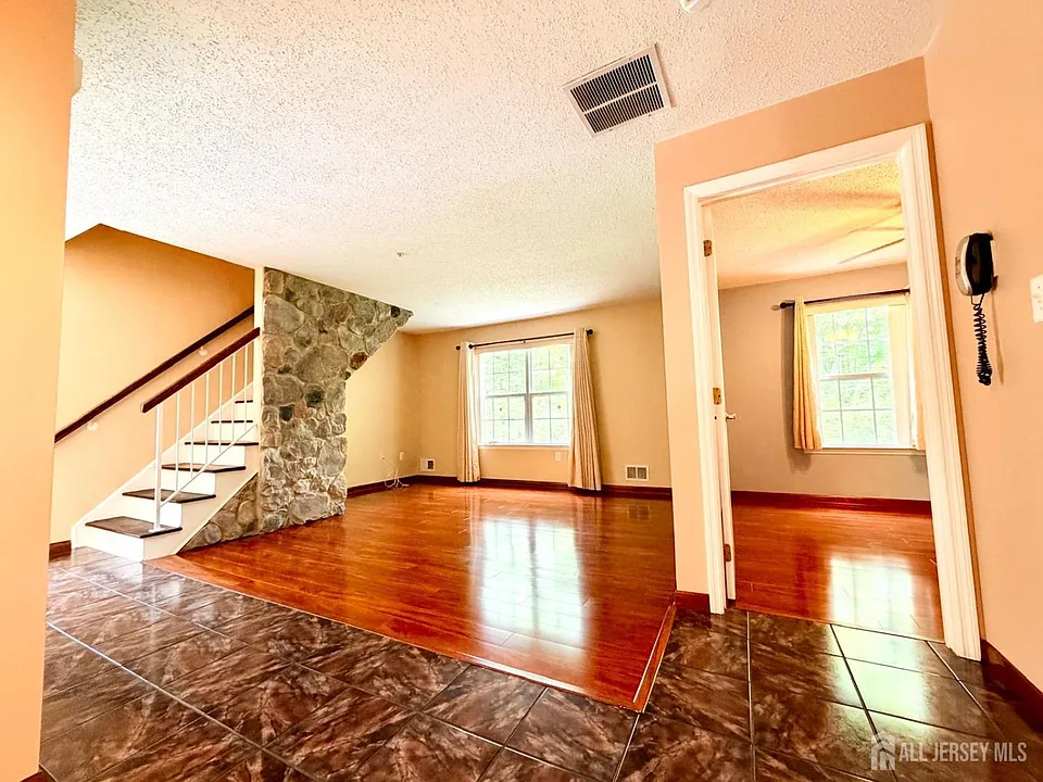 191 Prestwick Way