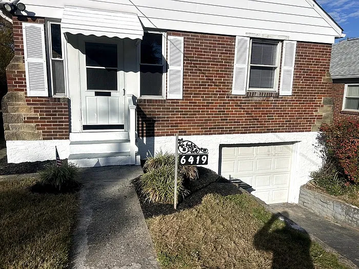 2 bed, 1.0 bath, 1000 sqft, $1,745 — Photo 1