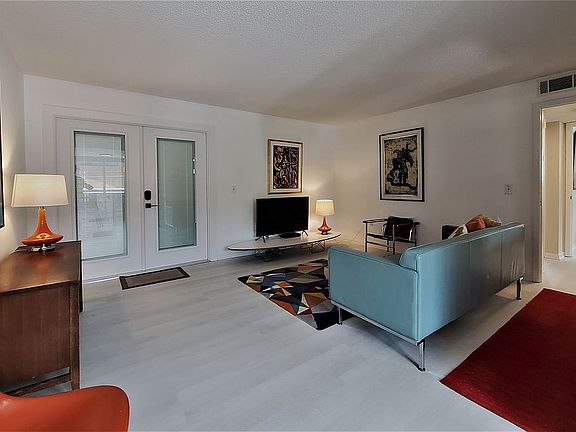 3rd image of 125 5th Ave NE APT 260