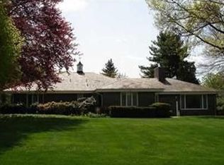 2613 Lutz Ln, Bethel Park, PA 15102