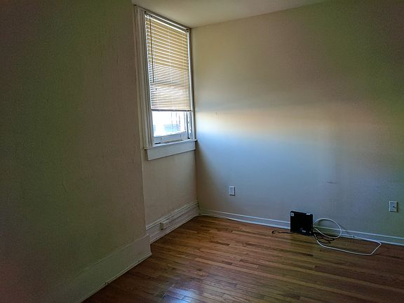 3rd image of 511 N Harrison St APT 2