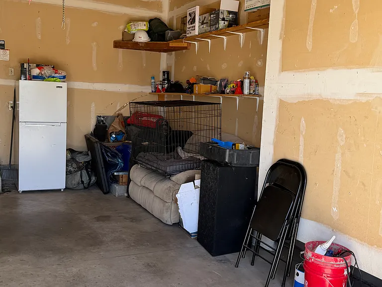 942 S Harmony Ln — Photo 12