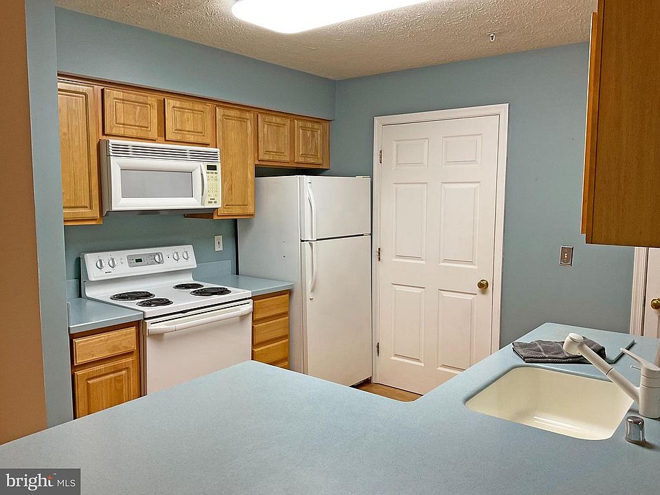 1st image of 2011 Warners Ter S Unit 229