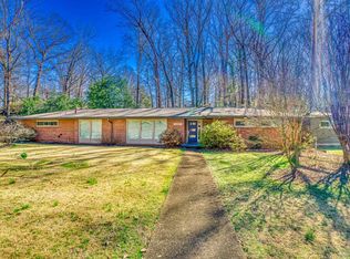 1052 Wildwood Park Rd, Florence, AL 35630