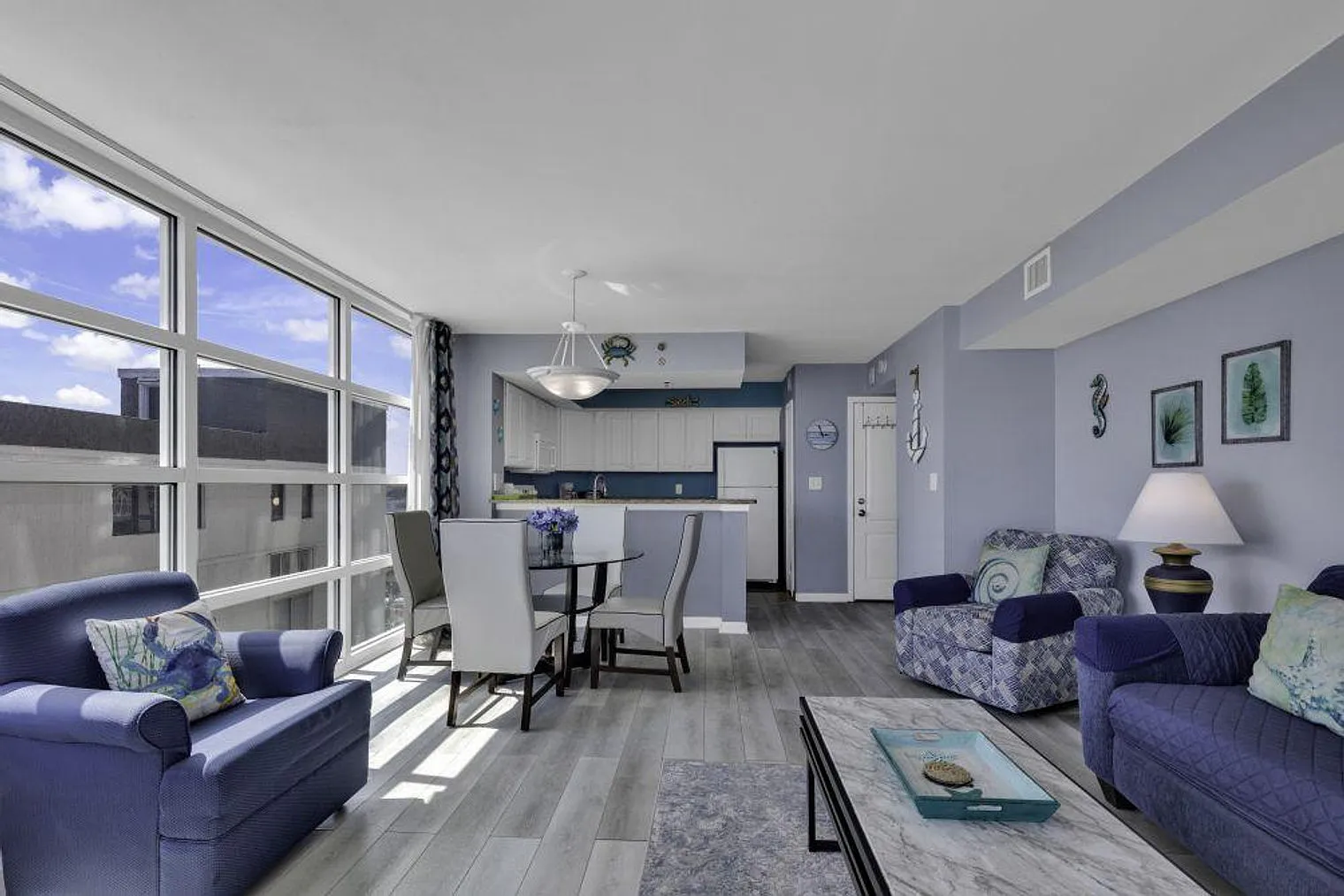 2 bed, 2.0 bath, 1140 sqft, $4,414 — Photo 4