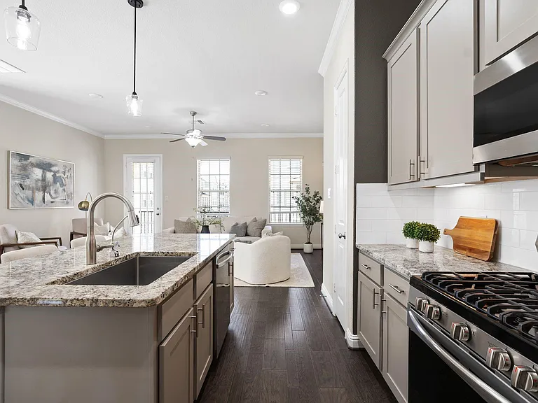 1752 Trinity Bend Dr — Photo 10