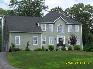 1 Heritage Cir, North Grosvenordale, CT 06255