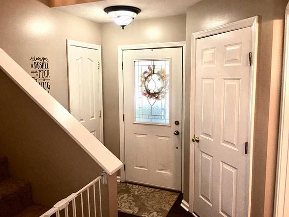 2nd image of 237 Briar Patch Ln