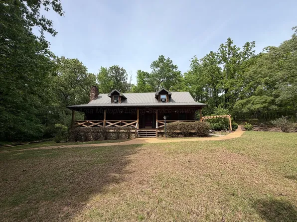 180 Northwoods Rd, Guin, AL 35563
