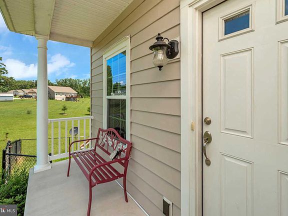4th image of 17249 Birchwood Dr