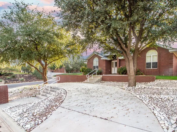 512 SW 22nd St, Seminole, TX 79360