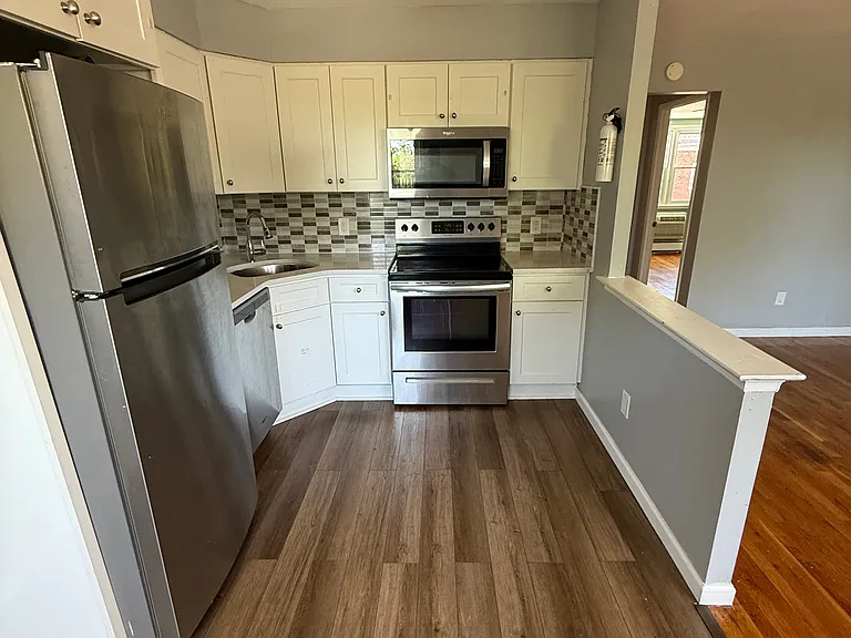 138-30 Redding St #2 — Photo 3