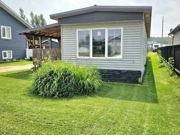 9821 N 101st Ave, Lac La Biche County, AB T0A 2T0