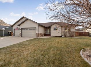 8771 Steamboat Ln, Summerset, SD 57769