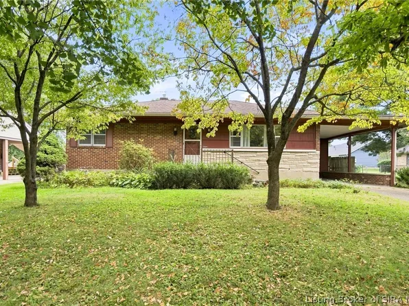 1504 Willow Drive, Jeffersonville, IN 47130