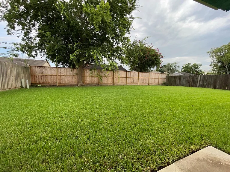 1323 River Rock Dr — Photo 17