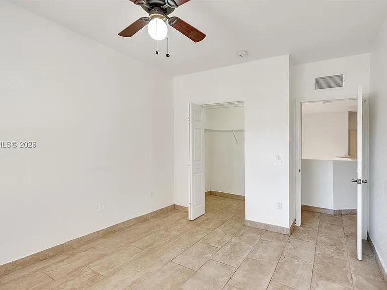 1916 SE 23rd Ave #1916 — Photo 42