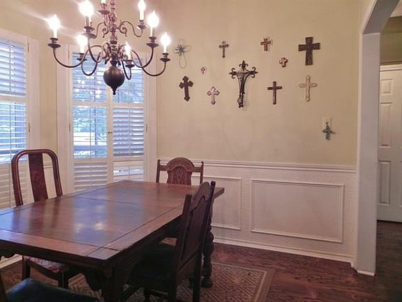 5th image of 6001 Twinhill Dr