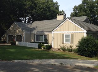 8708 S Park Rd, Rogers, AR 72756