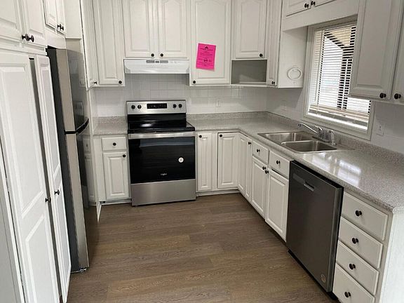 4th image of 6009 E 101st St