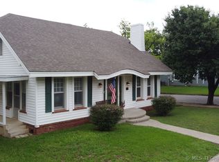 901 McLish St, Ardmore, OK 73401