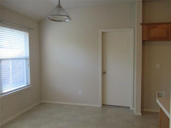 3rd image of 6911 Green Ct