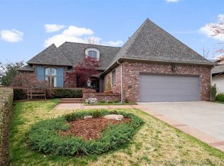 5803 S Knoxville Ave, Tulsa, OK 74135