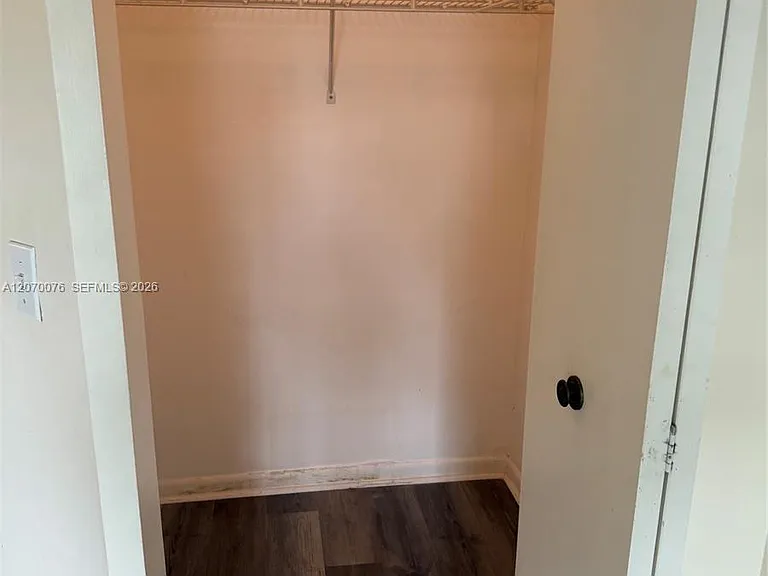 2255 SE 27th Dr #102 — Photo 10