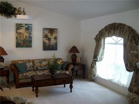 3rd image of 291 White Marsh Ln