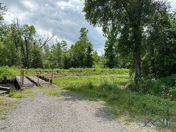 2nd image of Choctaw Rd