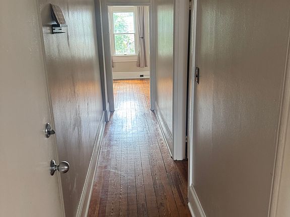 4th image of 1903 Delaware Ave APT 3