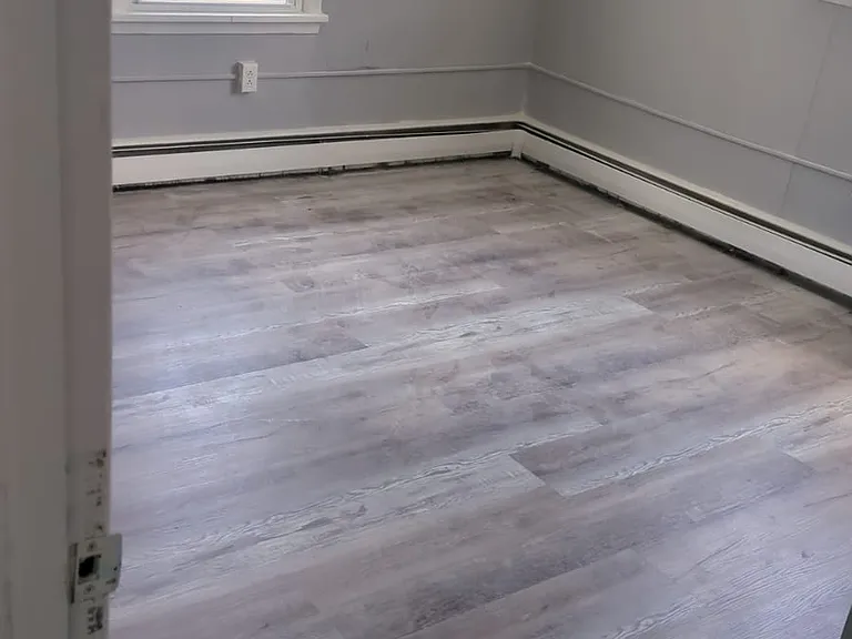 15 Hakes Ave #201 — Photo 4