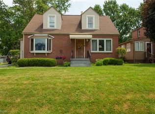 231 Princeton Ave, Hubbard, OH 44425