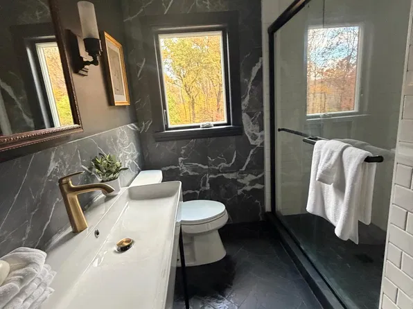 11 Carter Rd #2, Kent, CT 06757