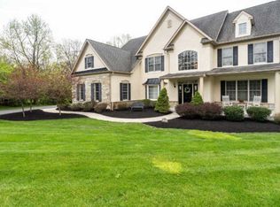 25 Webb Rd, Downingtown, PA 19335