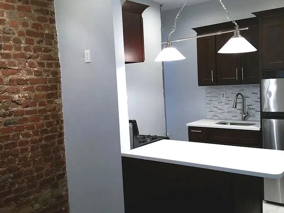 2876 Jerome Ave #3B