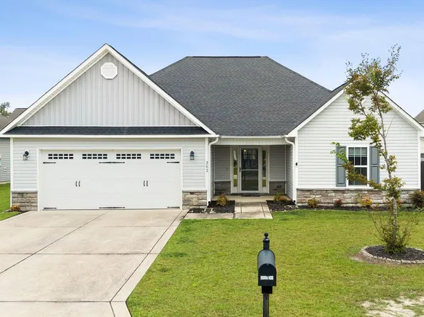 202 Messenger Court, Jacksonville, NC 28546
