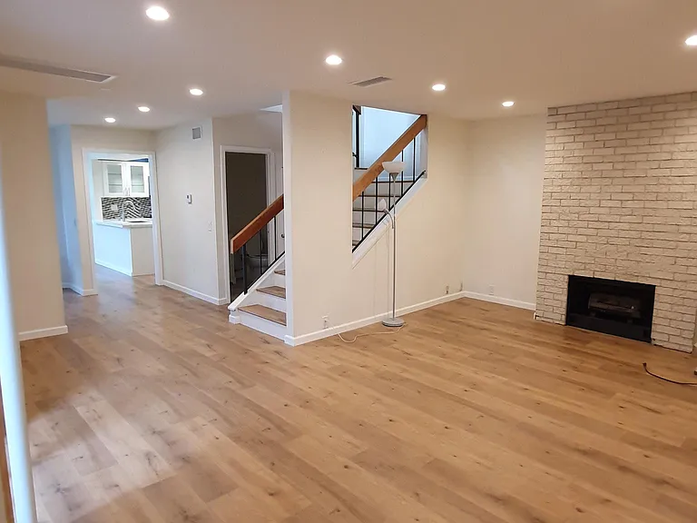 1333 Valley View Rd — Photo 12