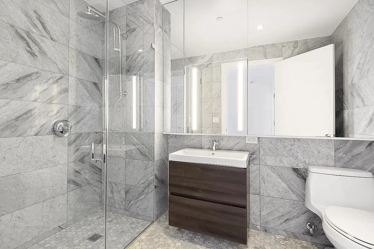 435 Tompkins Avenue — Photo 4