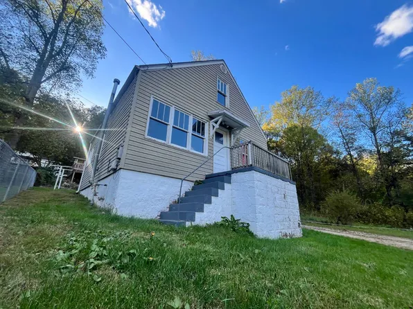 14 Welsh Dr, Charleston, WV 25311