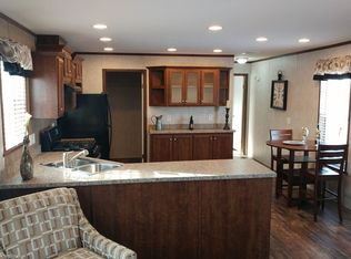 102 Valley Dr, Portage, IN 46368
