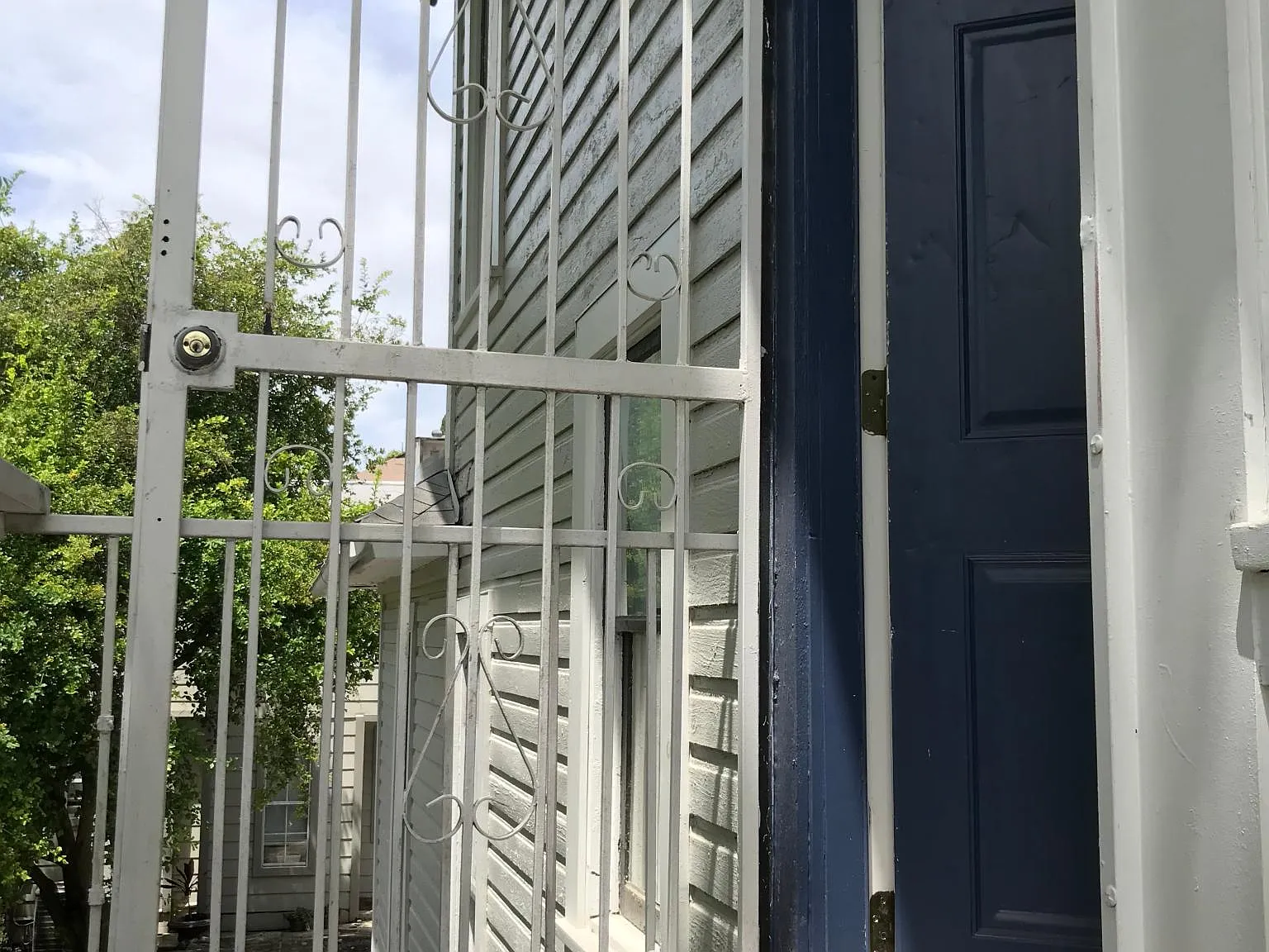 3 bed, 1408 sqft, $1,500 — Photo 3
